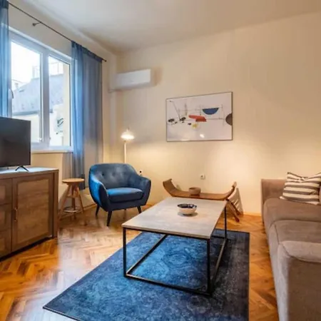 Sofia's Finest 1bd Comfy In Center Апартамент